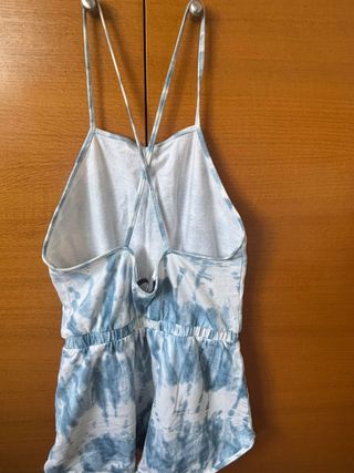 Mono corto Bershka tie-dye talla S