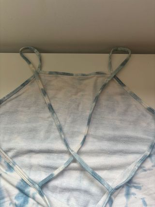 Mono corto Bershka tie-dye talla S