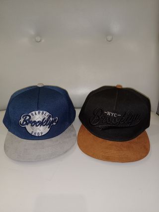 Gorras con Visera de Pana!!!!
Dos por 16 y una 9€