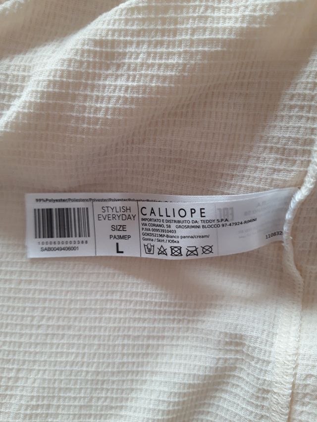 Minigonna color panna con volant