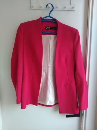 Americana Zara roja