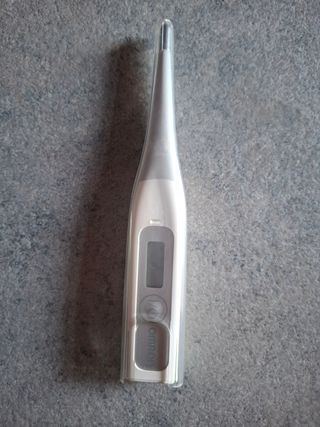2 Termometri digitali Omron +Medical
