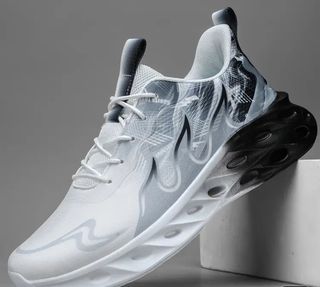 Zapatillas deportivas (sin usar)