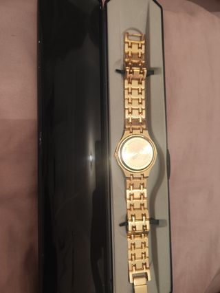 Reloj WE STAR chapado en oro