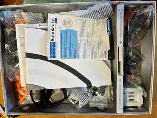 RoboMaker Pro Clementoni: Robot Educativo