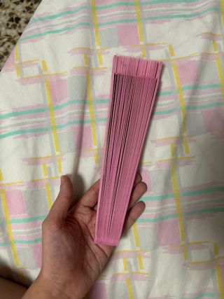 Abanico rosa madera