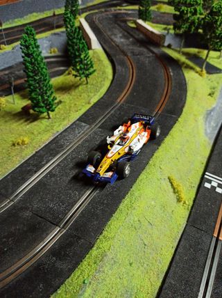Scalextric Renault F1 coche