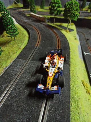 Scalextric Renault F1 coche
