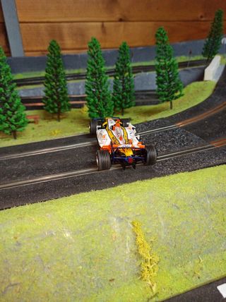 Scalextric Renault F1 coche