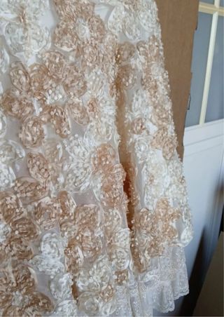 Urge venta. Vestido boutique Mercedes Romero
