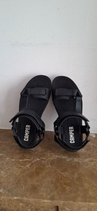 Sandalias Camper Oruga Up - Negras