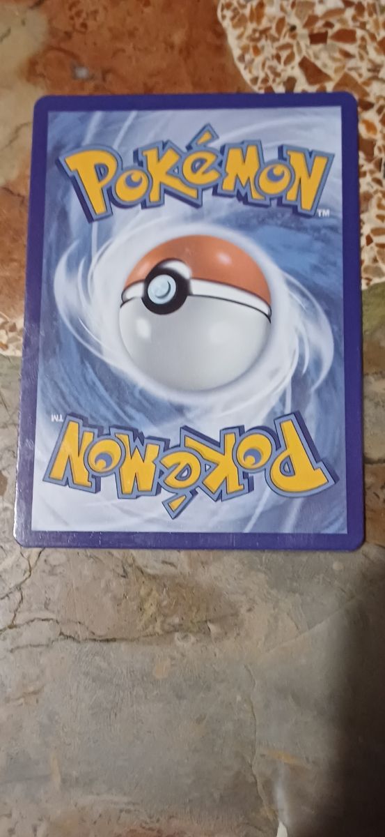 Arceus V ASTRO - Pokémon Carta