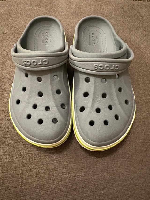Crocs