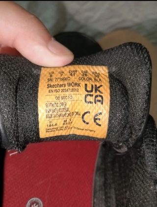 Botines negros Skechers