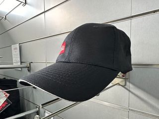 Gorra Aprilia "Basic" – NUEVA