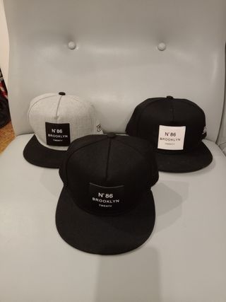 Gorras N°86 Brooklyn - Gris y Negra