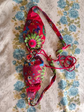 Bikini Desigual rojo