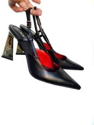 Zapatos de tacón Zara – Slingback negros con tacón