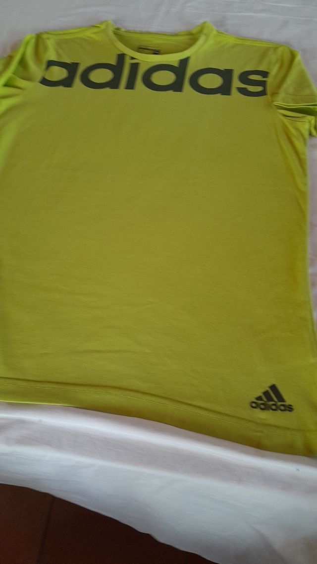 Camiseta Adidas Verde Oliva M