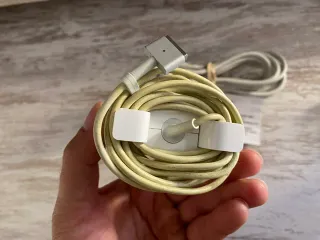 Cargador Apple Macbook Air 45W Magsafe 2