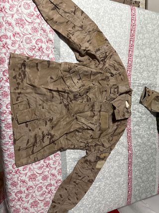 Camiseta mimetica desierto