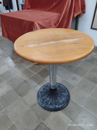 Mesa auxiliar redonda madera metal