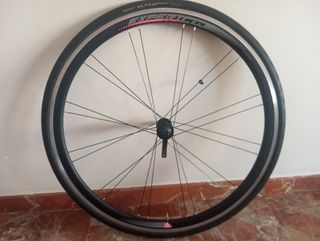 Rueda bici carretera 700c