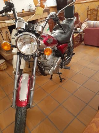 Yamaha SR 250 - Moto clásica