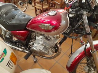 Yamaha SR 250 - Moto clásica