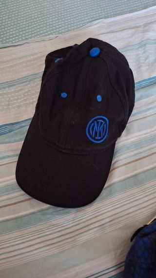 Cappello Inter nero blu