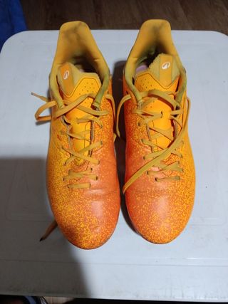 Botas fútbol adulto Decathlon - Naranja talla 42