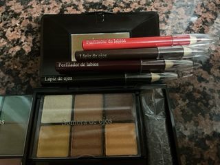 Kit Maquillaje multicolor