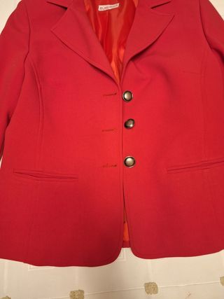 Americana roja mujer