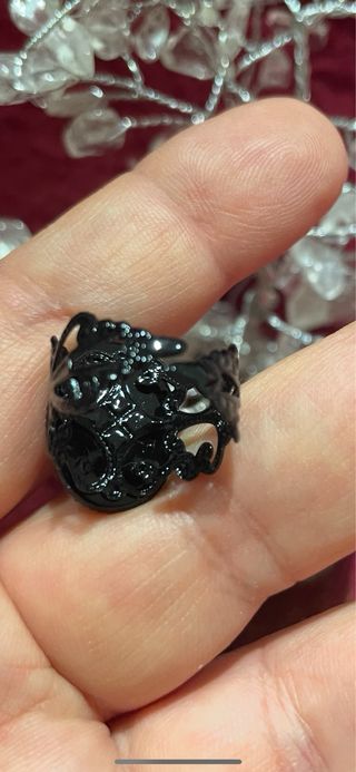 REGALO/ VENDO Anillo gótico HASTA HALLOWEEN 