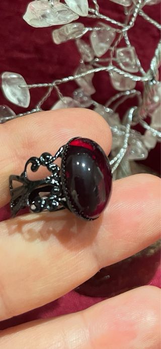 REGALO/ VENDO Anillo gótico HASTA HALLOWEEN 