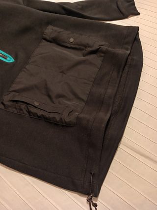 Sudadera New Balance negra talla L