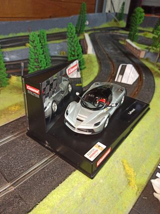 Scalextric Ferrari LaFerrari