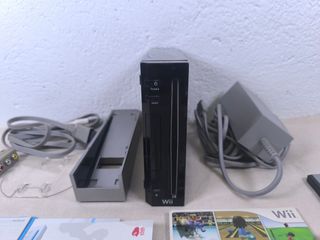 Nintendo Wii - Consola + Wii Sports + mandos