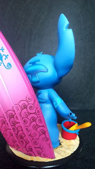 Figura Stich Surfista - Resina Pintada