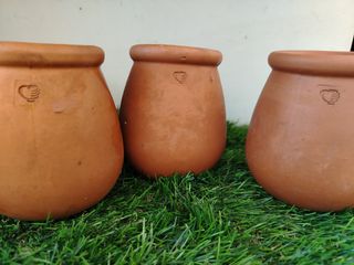3 Orci terracotta - vasi
7.50€ a pezzo 