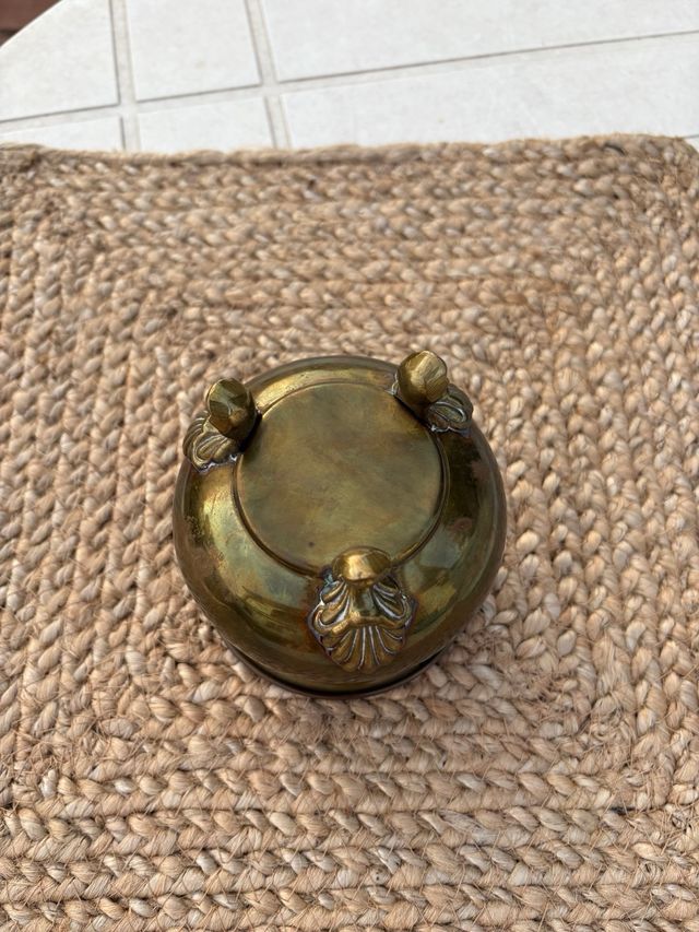 Cuenco bronce antiguo