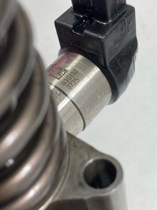 Inyector 03G130073S 2.0 TDI