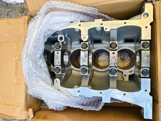 Bloque nuevo motor G13B - Suzuki swift 1.3 gti
