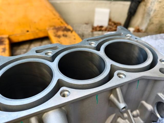 Bloque nuevo motor G13B - Suzuki swift 1.3 gti