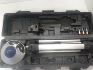 Nivel Láser Rotatorio con Trípode