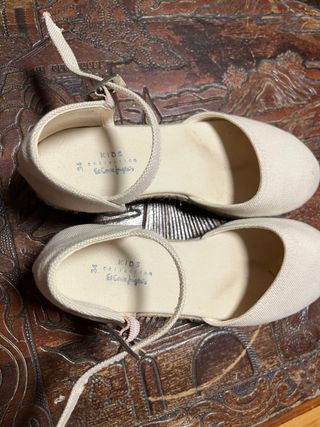 Zapatillas esparto El Corte Inglés beige 
