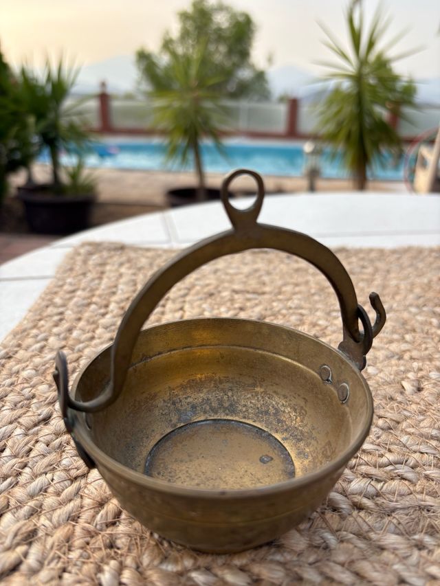 Pieza balanza bronce antigua