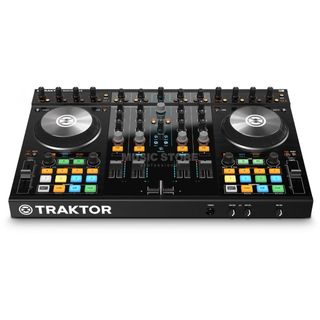 Traktor Kontrol S4 MKII + Flight Case + Decksaver