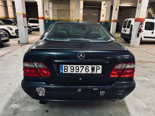 Mercedes-Benz  CLK 2001