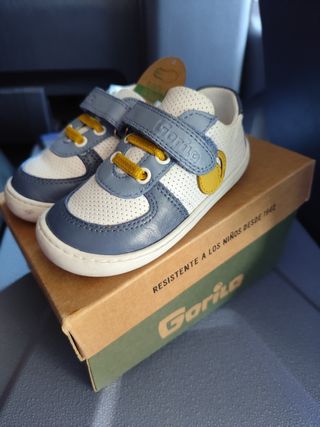 Zapatillas Gorila Bebé - Azul Marino Talla 22